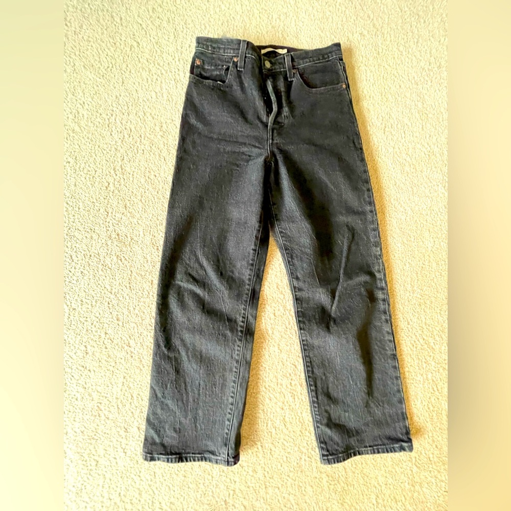 Levi’s ribcage straight ankle jeans